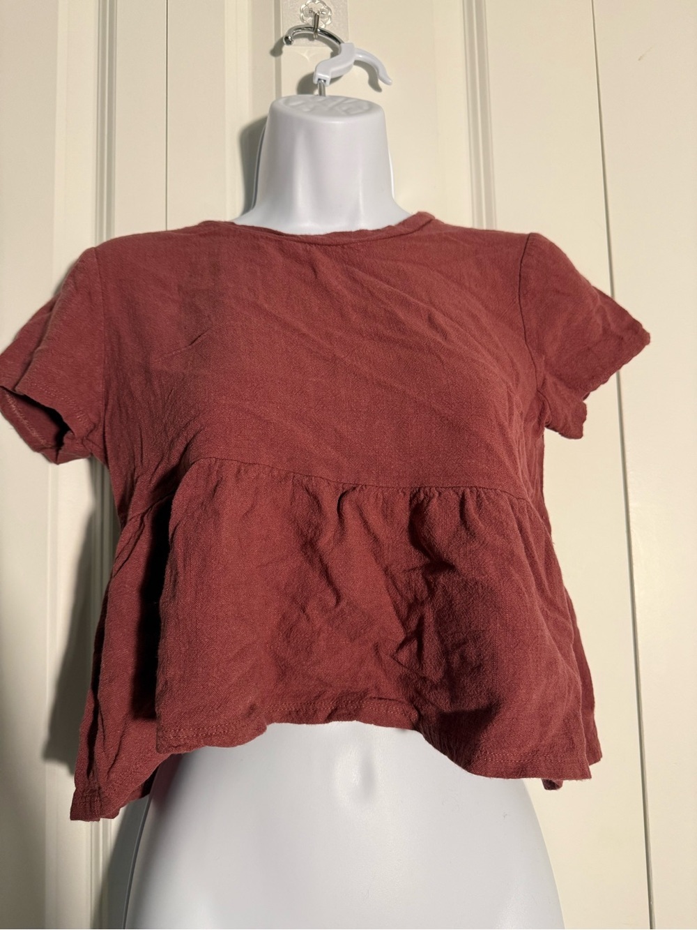 La Hearts Short Sleeve Peplum Crop Top - Rust Red